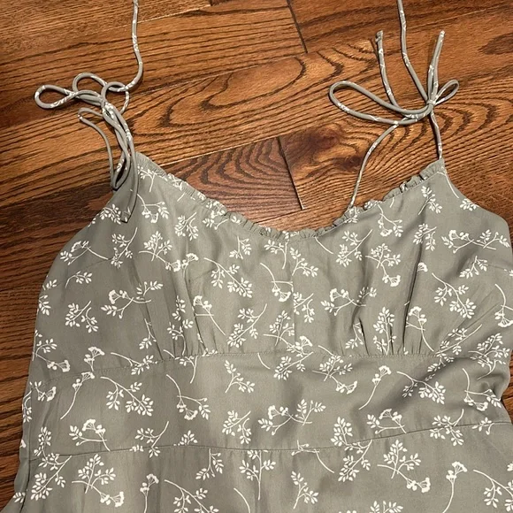 Abercrombie dress - Picture 2 of 6